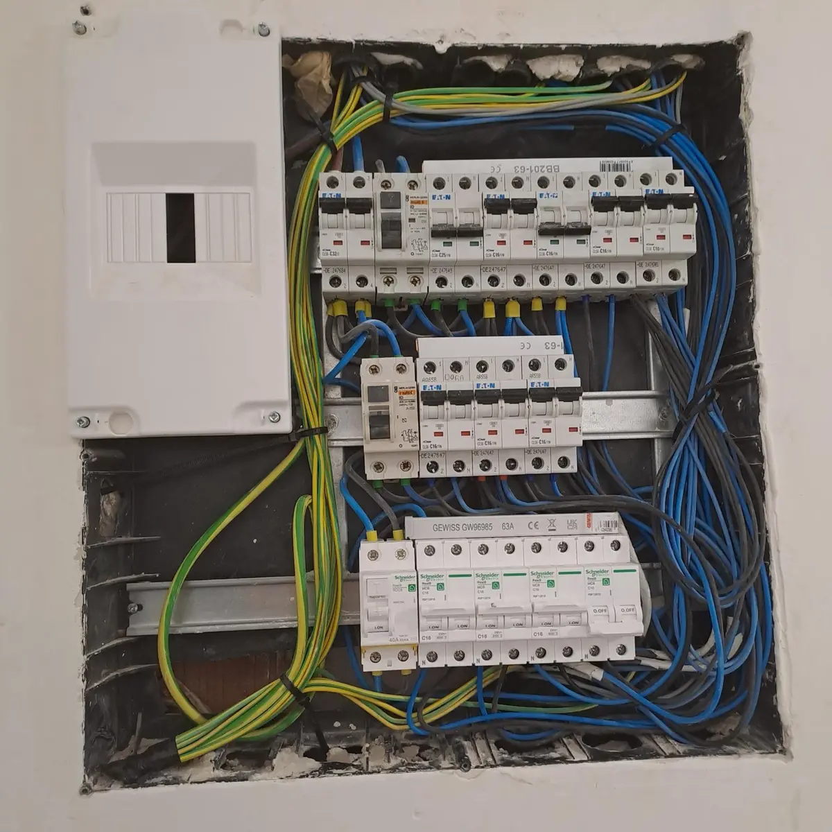 Cuadro eléctrico después de la reforma: circuitos ordenados y protecciones nuevas